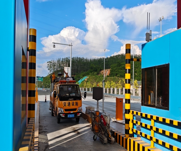 智慧高速数字化转型，快盈VIII对讲调度系统打造云收费时代通信基座